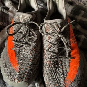 Yeezy boost 350s